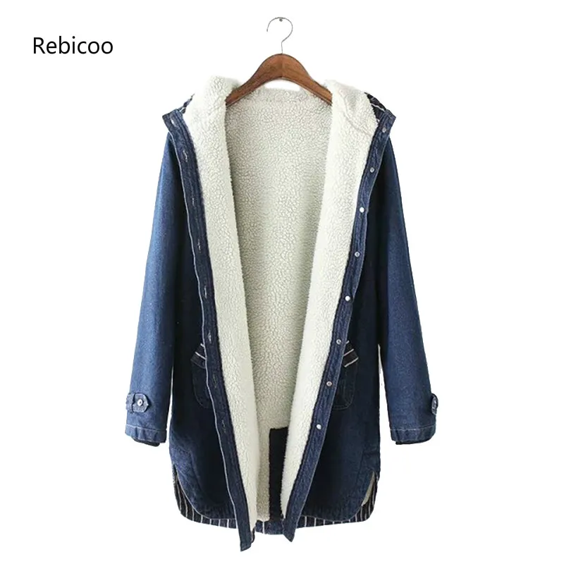 

New Winter Women Lamb Fur Parka Coat Warm Hooded Fur Denim Jacket Big Size Casual JeanCoat Female Thick Warm Denim Jacket