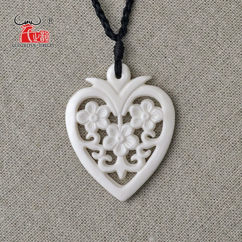 GX055 Hot Sale New Zealand Maori yak bone necklaces man pendant Primitive tribes jewelry hand-carved Peach heart Choker for gift