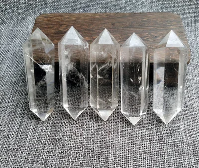 100% Natural Clear White Quartz Crystal Stone Point Healing Obelisk Hexagonal Wand Treatment Stone Home Decoration Stone
