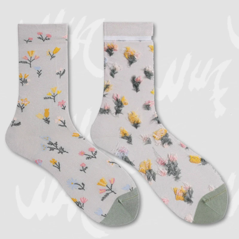 Women Socks Funny Cute Fashion Happy Colorful Botany Lotus Leaves Flowered Butterfly Mantis Cotton Female Harajuku Hip Hop Socks