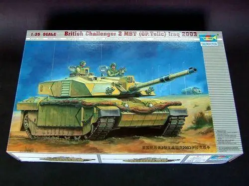 Trumpeter 1/35 00323 British Challenger 2 