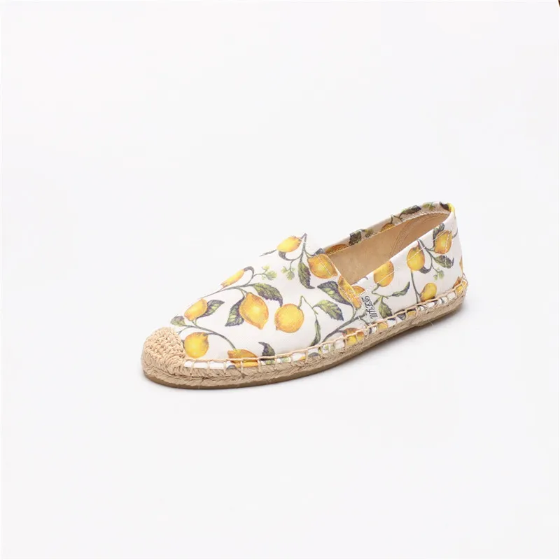 DZYM  Spring Summer Stylish Canvas Espadrilles High Quality Women Flats Wink Tiger Flowers Embroider Chic Zapatos Mujer