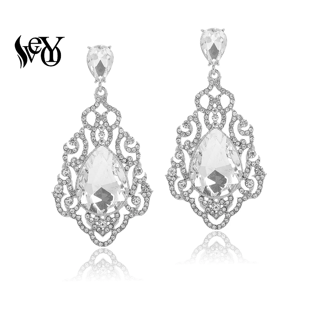 Les bijoux à la mode fleur au ruban tendance, conseils et inspirations