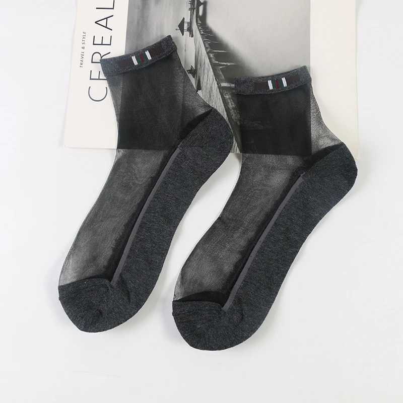 DONG AI Crystal Silk Cotton Transparent Thin Socks Fashion Summer Cool Men Street wear Anti-deodorized Meias Masculino