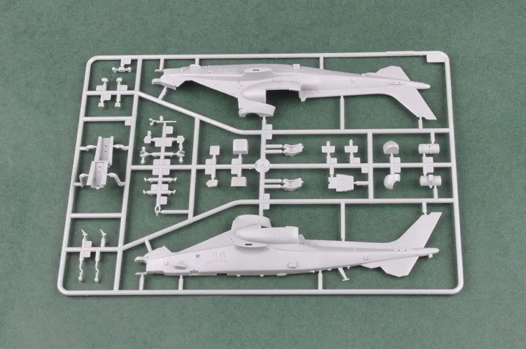 Hobbyboss Model  1/72 87253 Chinese Z-10 Attack Helicopter