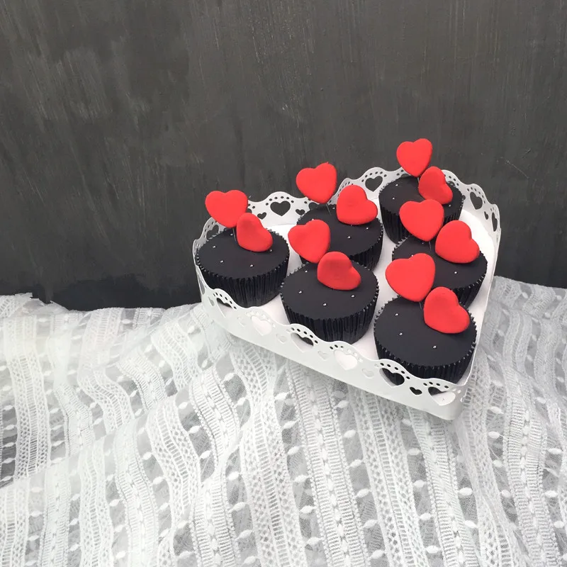 

26x27cm Heart SHAPE Wedding Cake Plate Fruit Candy Food Tray Cake Stand Wedding Decoration Supplies Party Dessert Plate