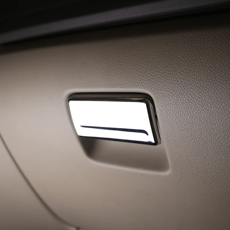 A Little change ABS Glove Box Handle Cover Storage Box Sequins Glovebox Trim Sticker for Ford Focus 2 MK2 2005 - 2012