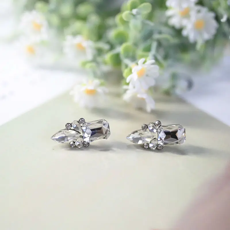 VEYO Crystal Stud Earrings for Women Cute Romantic Earings Fashion Jewelry Wholesale