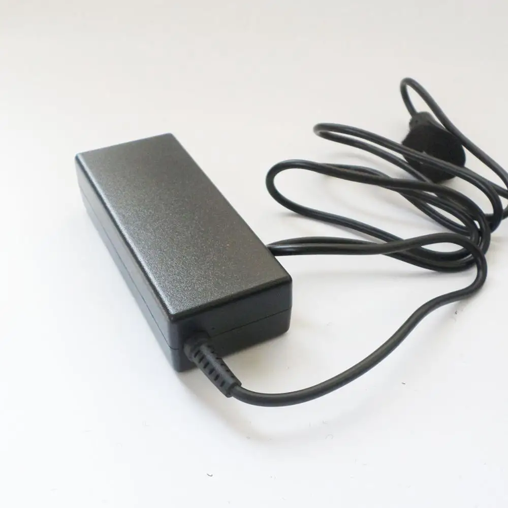 Notebook AC Adapter For Dell PA-1900-01D3 PA-1900-02D PA-1900-02D2 PA-1900-02D3 DF266 19.5V 90W PA10 Laptop Power Charger Plug