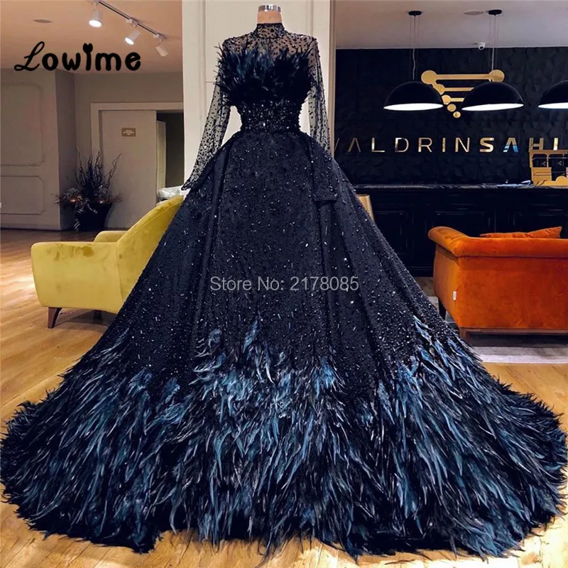 Luxury Feather Black Beaded Evening Dress Long Sleeves Prom Dresses 2019 Couture Arabic Middle East Party Gowns Robe De Soiree