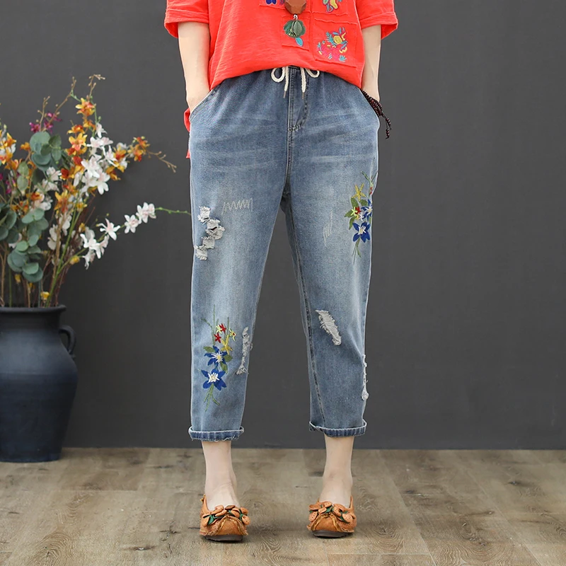 Vintage Floral Embroidery Jeans Female Casual Harem Denim Pants Jeans Women Fashion Pocket Blue High Waist Trousers