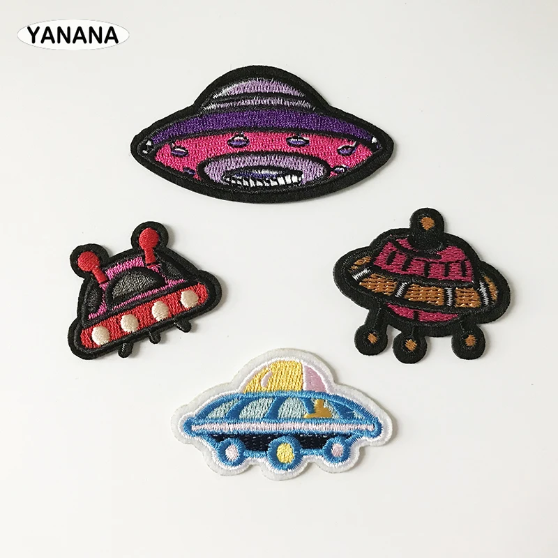 UFO Space ship Flying saucer Patch Badges Embroidered Applique Sewing Iron On Badge Clothes Garment Apparel Accessories