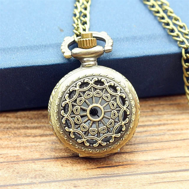 Relogio De Bolso Bronze Antique Vintage Quartz 28mm dial Pocket Watch Spider Web Hollow Women Men Pendant Necklace Chain Gifts