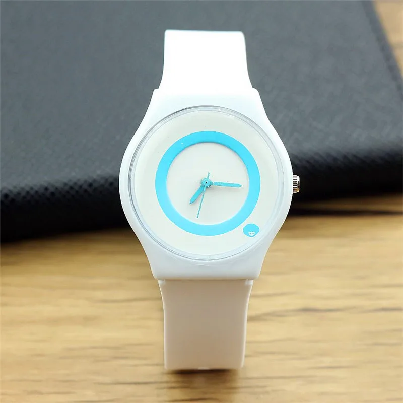 

High quality unisex small fresh and Ultra Thin and light casual quartz watch student lovely dial silicone waterproof watch