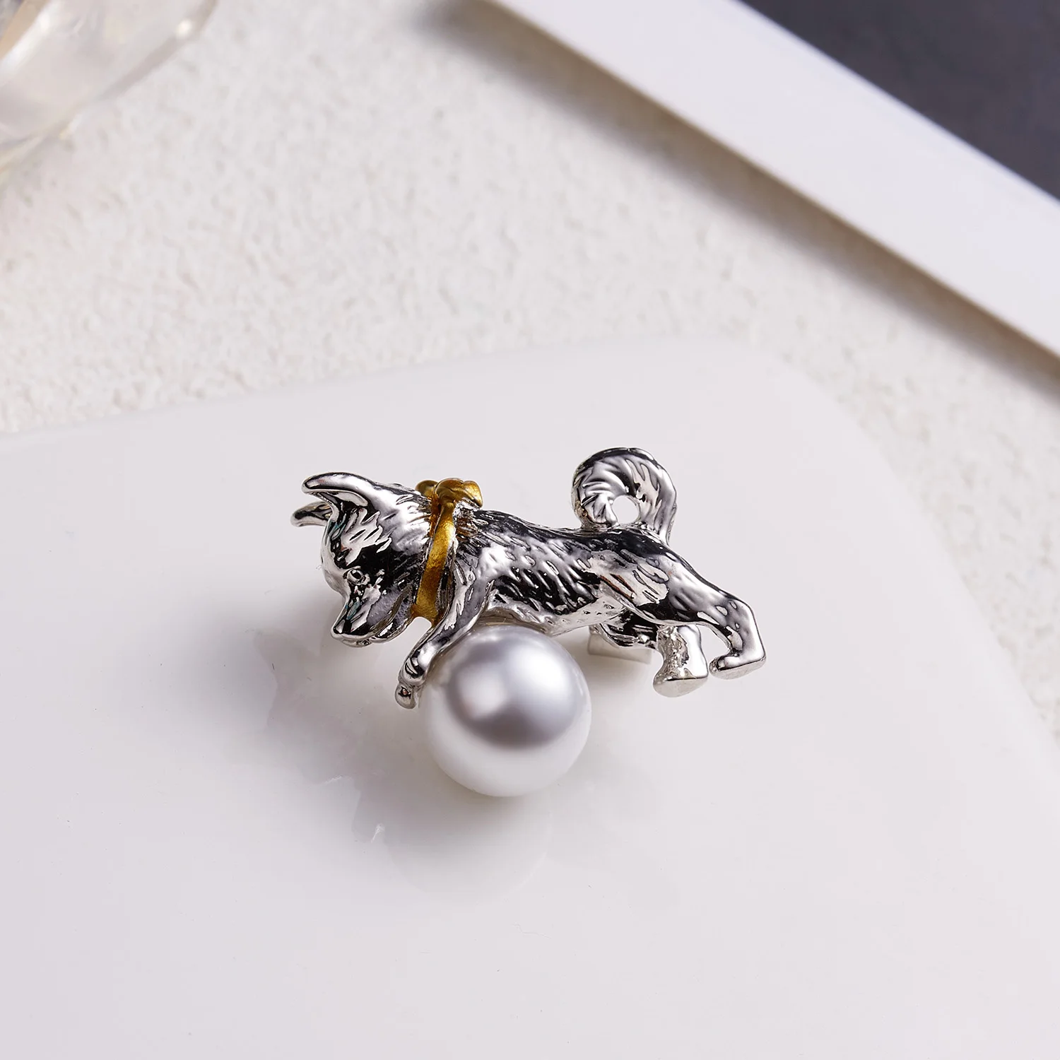 Rinhoo Banquet Enamel Dog Brooches Alloy High Quality Suits Sweater Hat Animal Brooch Pins Scarf Buckle Jewelry Gifts