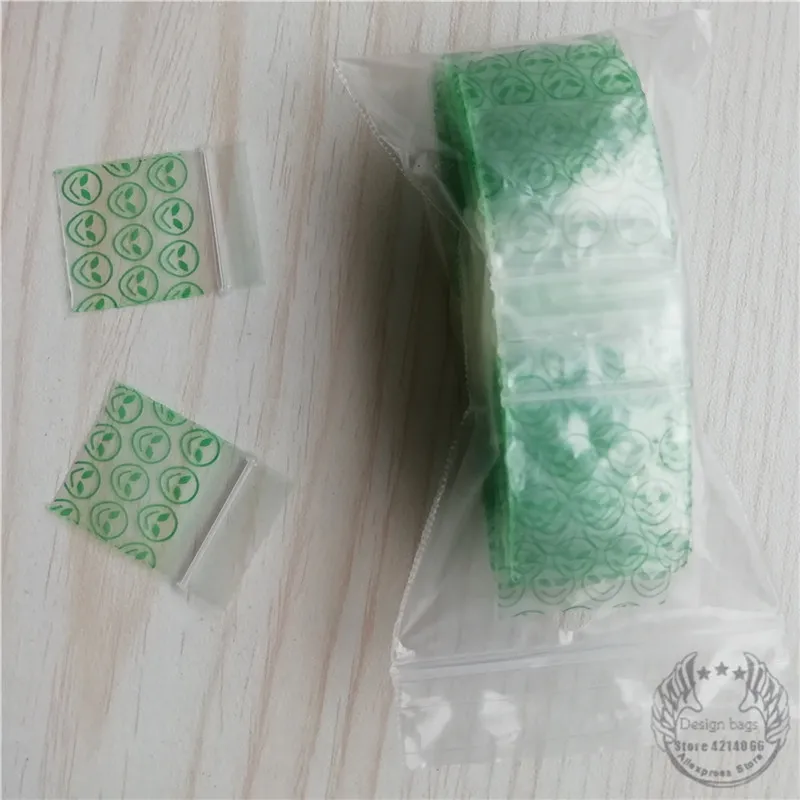 1010 Plastic Zipper Bags Green Alien Design 100 Ziplock Baggies Small 1\