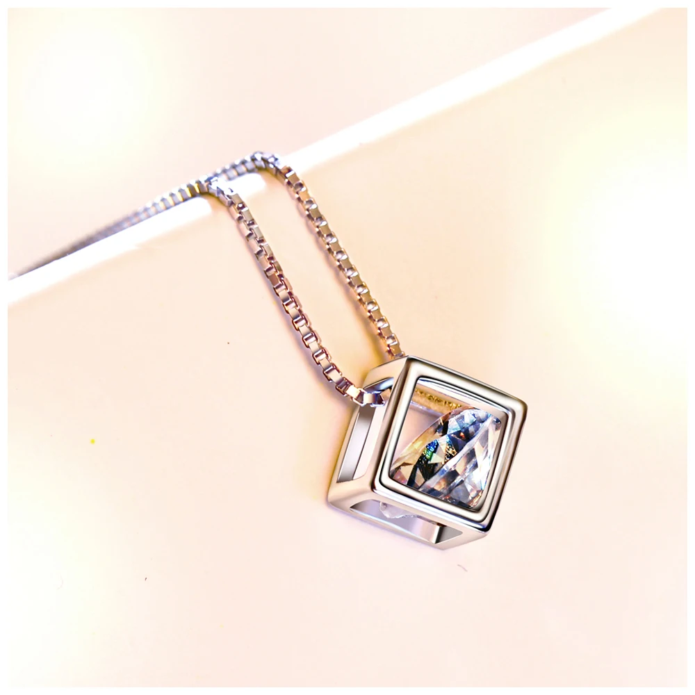 DreamCarnival 1989 Hot Selling Collar Mujer Elegant Crystal CZ Cube Design Sterling Silver Jewelry 925 Pendant Women V00408H