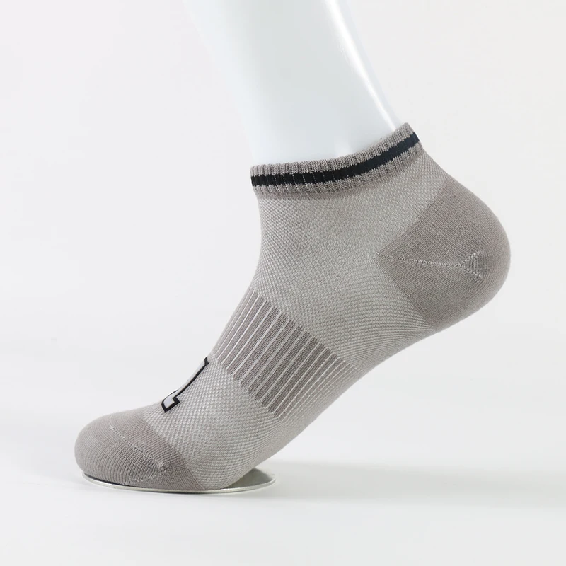 DONG AI – chaussettes courtes pour hommes, en coton peigné, confortables, avec manchettes, à rayures, Style de mode fascinant