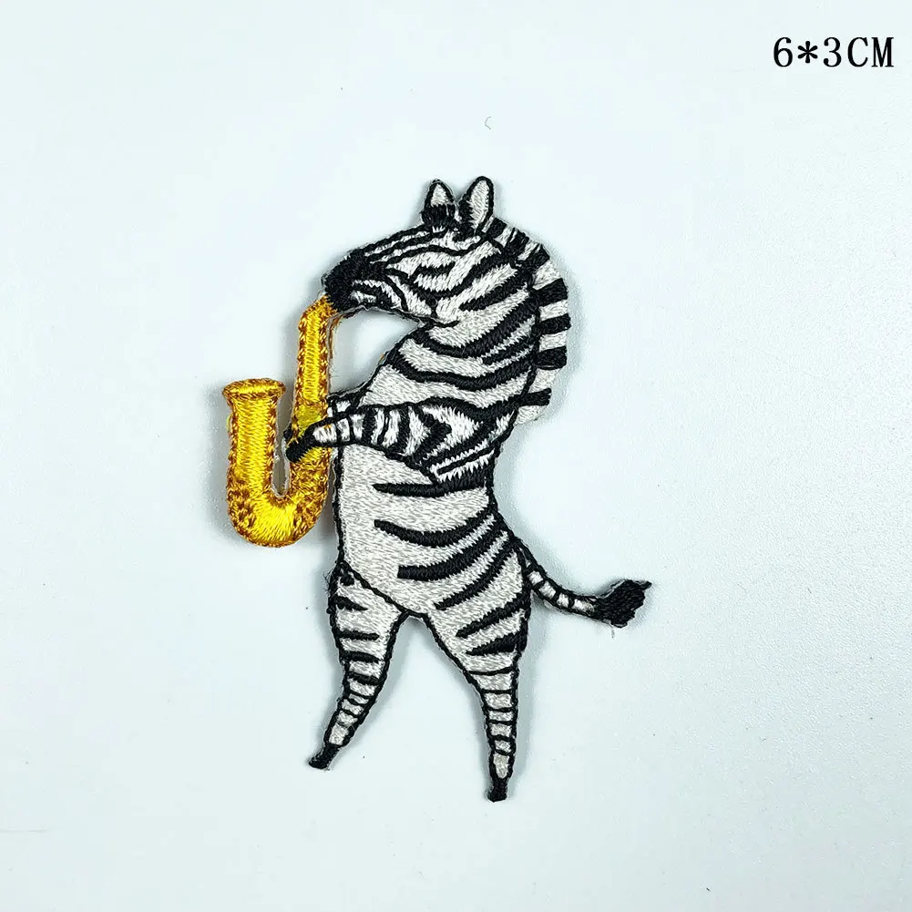 Pgy circo trupe bordado remendos de ferro em desenhos animados tartaruga tigre o lobo ouriço esquilo zebra crianças vestuário decoração