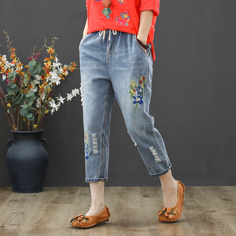 Vintage Floral Embroidery Jeans Female Casual Harem Denim Pants Jeans Women Fashion Pocket Blue High Waist Trousers