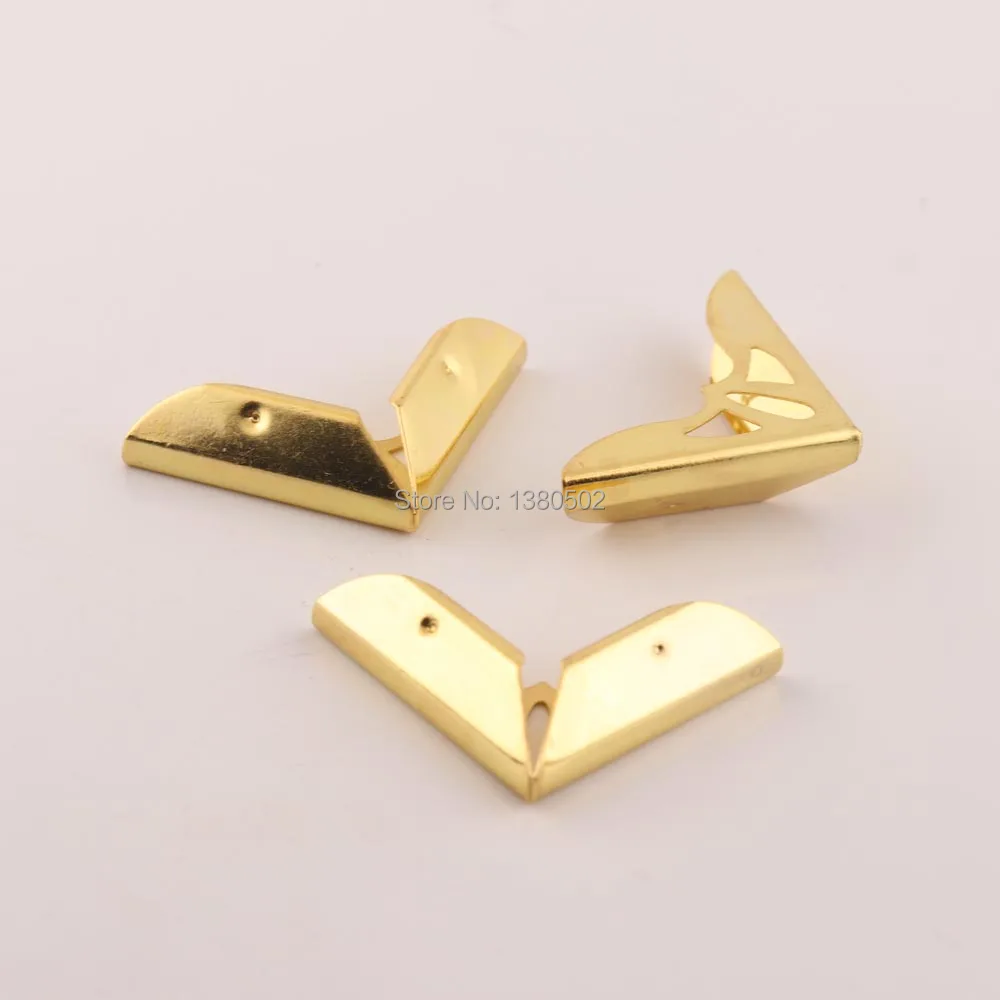 30pcs 30*30*7mm Top Quality Hollow Out Gold Color Corner Protector For Scrapbooking photo frame