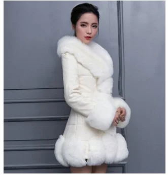 Women\'s Faux Fur Coat Warm In Winter 4 Colors Imitation Fox Fur Long Temperament Large Fur Collar Young Ladies