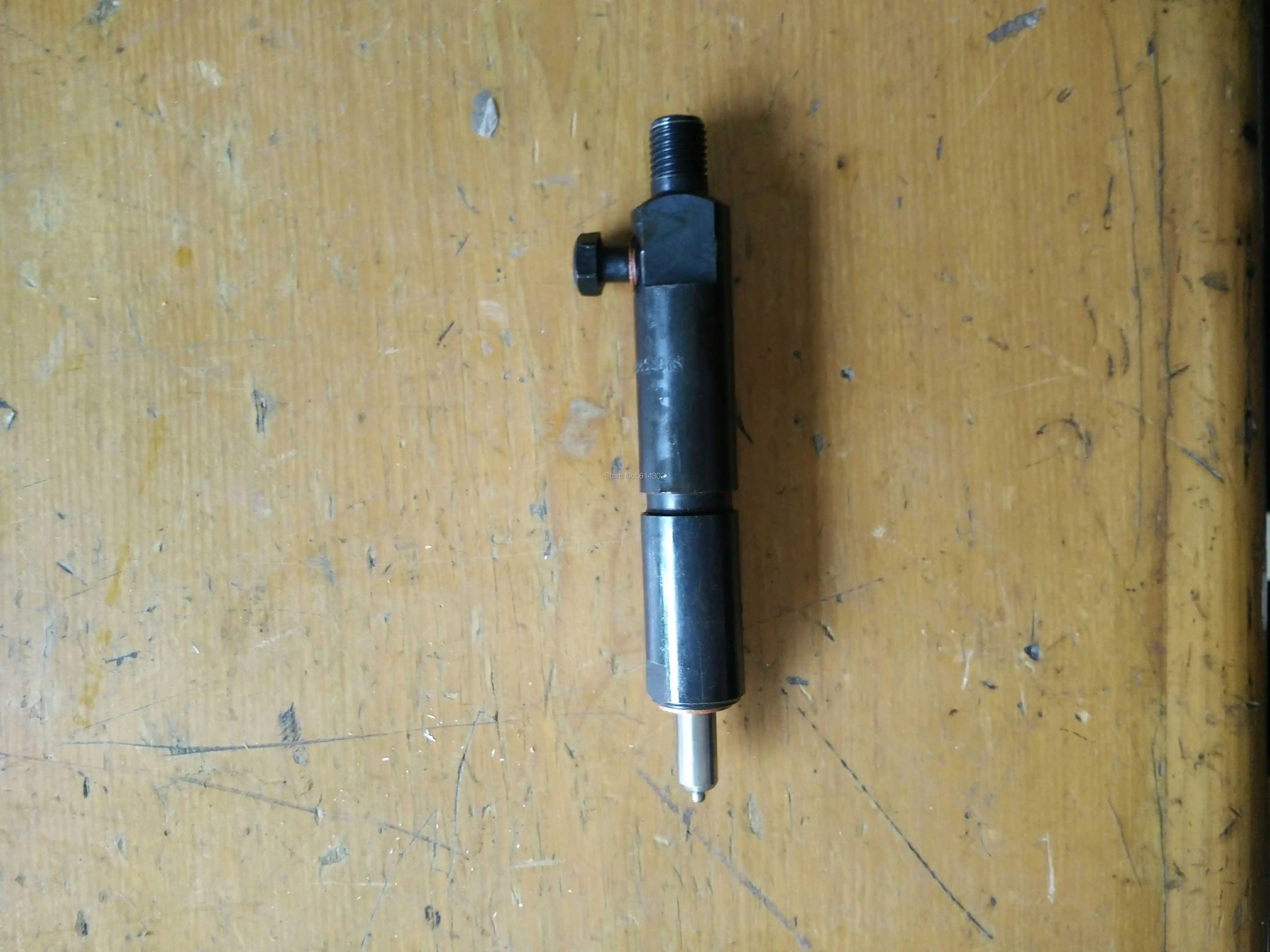 

China supplier fuel injector for weifang Ricardo R4105D R4105ZD R4105ZC R4105ZP diesel engine parts/weifang 50kw generator parts