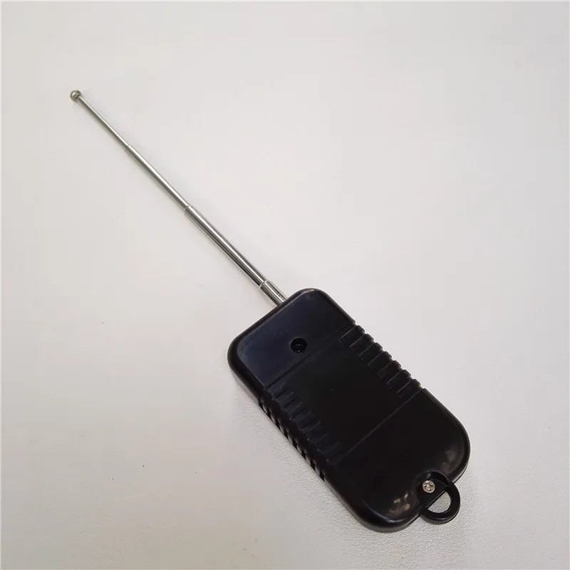 Wireless RF Signal Detector Super Mini Camera Finder Ghost Sensor 100-2600 Mhz GSM Alarm Device Radio Frequency Checking