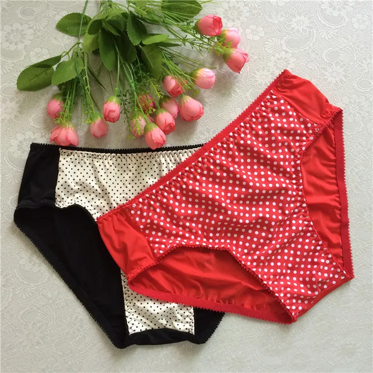 2018 Fashion men\'s new style stretch milk silk lace comfortable polka dot men\'s underwear penis mens briefs