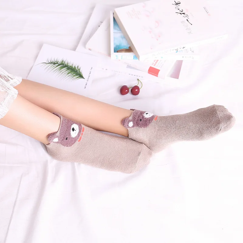 Fashion Cartoon Character Cute Short Socks Women Harajuku Cute Patterend Ankle Socks Hipster Funny Socks Female 1pair=2pcs XG20