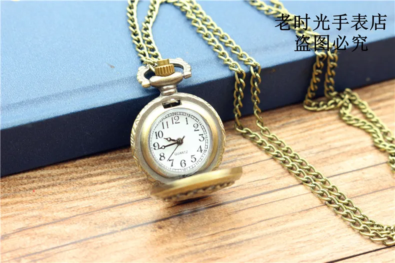 Relogio De Bolso Bronze Antique Vintage Quartz 28mm dial Pocket Watch Spider Web Hollow Women Men Pendant Necklace Chain Gifts