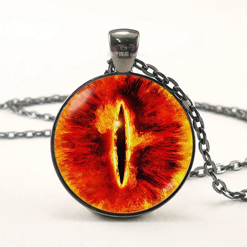 Evil Dragon Eyes Balck Chain Necklace Eye of Sauron Glass Cabochon Pendant Men Women Vintage Jewelry Statement Necklace