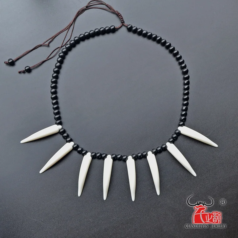 Spike Necklace Men Bone Pendant Tibetan Amulet Fangs Primitive Tooth Vintage imitation Wolf Tooth Charm  tribal woman\'s necklace