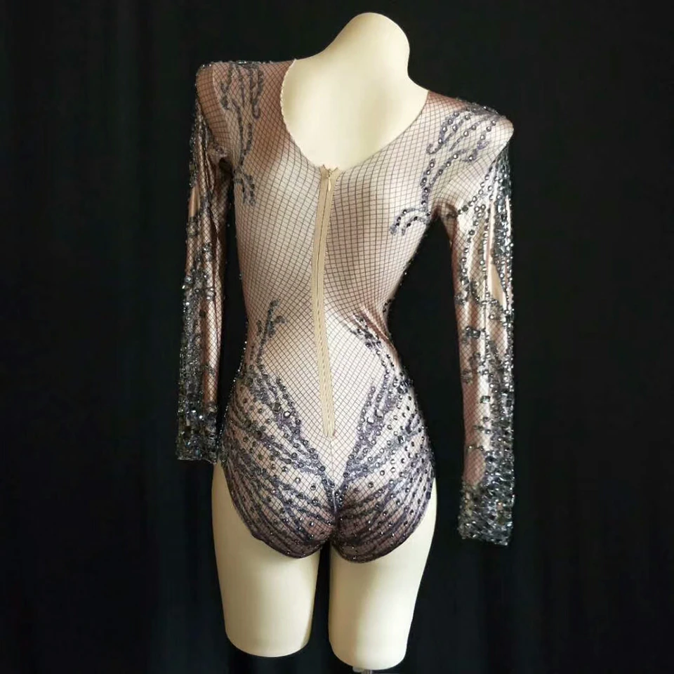 Sparkly คริสตัลสีดำ Bodysuit Nude ผู้หญิงชุดเครื่องแต่งกายเครื่องแต่งกายปาร์ตี้ฉลอง Glisten Rhinestones Leotard เวทีสวมใส่