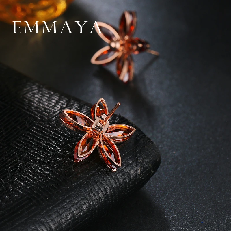 Emmaya Elegant Red Flowers Rose Gold Color Stud Earrings Fashion New Korean Style Women Ear Stud boucle d\'oreille