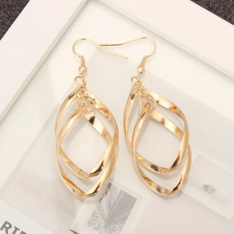 Fashion New Jewelry Double Earrings Lady Ol Earrings Jewelry Manufacturers.wholesale Classic Fashion Super Bright Thorn Earrings