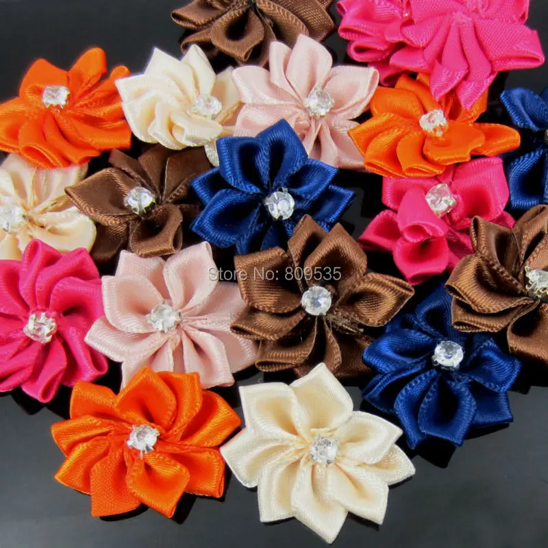 40Pcs Handmade Small Fabric Satin Flowers with Rhinestone Appliques Sewing Wedding Garment Accessories Flowers 2.8cm