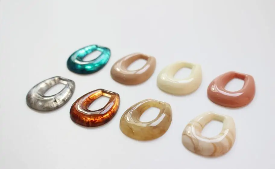 Retro style 50pcs/lot color printing geometry Horseshoe shape resin beads diy jewelry earring/garment pendant accessory