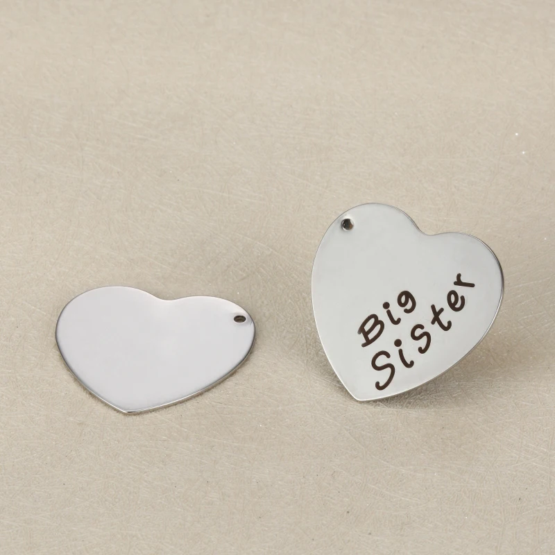 20pcs 25mm DIY Three sisters hearts charm lettering Little Sister Big Sister Middle Sister stainless steel pendants for necklace