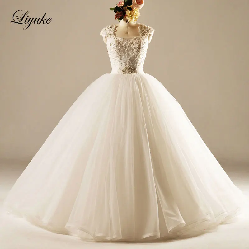 

Liyuke Glamorous Tulle Square Collar Neckline Ball Gown Wedding Dress Embroidery Lace Court Train Ball Gown Bridal Dress