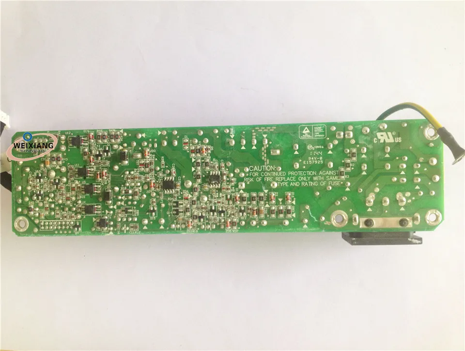 ส่วนโปรเจ็กเตอร์สำหรับA Cer H5360BD, H7531Dแหล่งจ่ายไฟหลัก