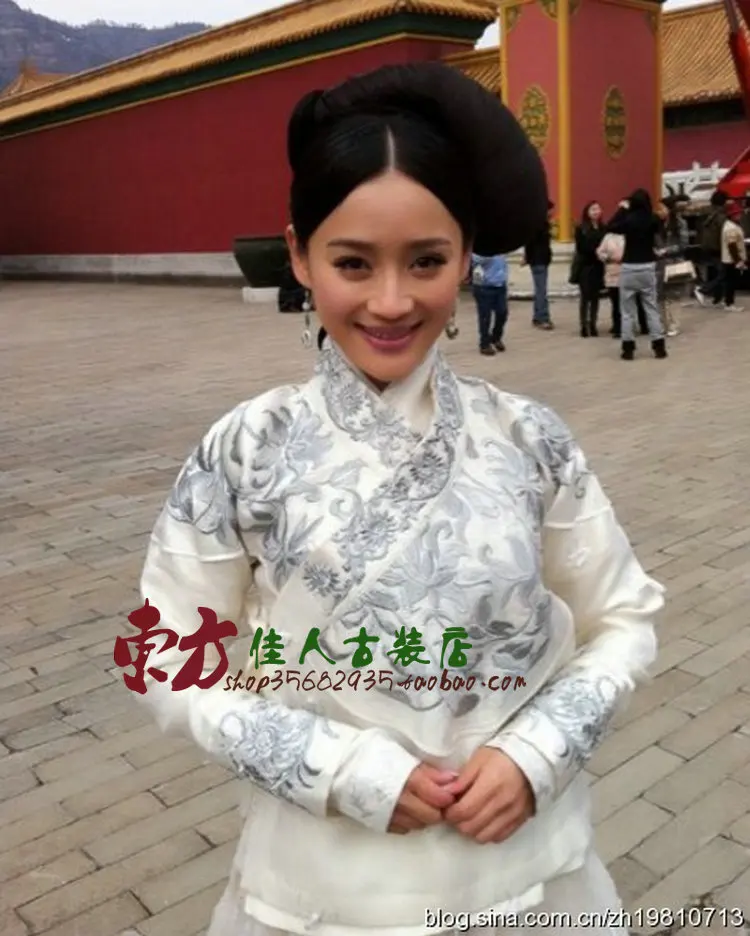 TV Play Palace Lock ZhuLian Yuan Shanshan White Embroidery Women's Costume Qing Dynasty Princess Costume Hanfu