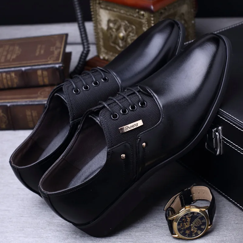 2023 New Fashion Slip On Leather Pointed Toe Men Dress Shoes Business Wedding Oxfords Formal Shoes For Male Big Size 38-47