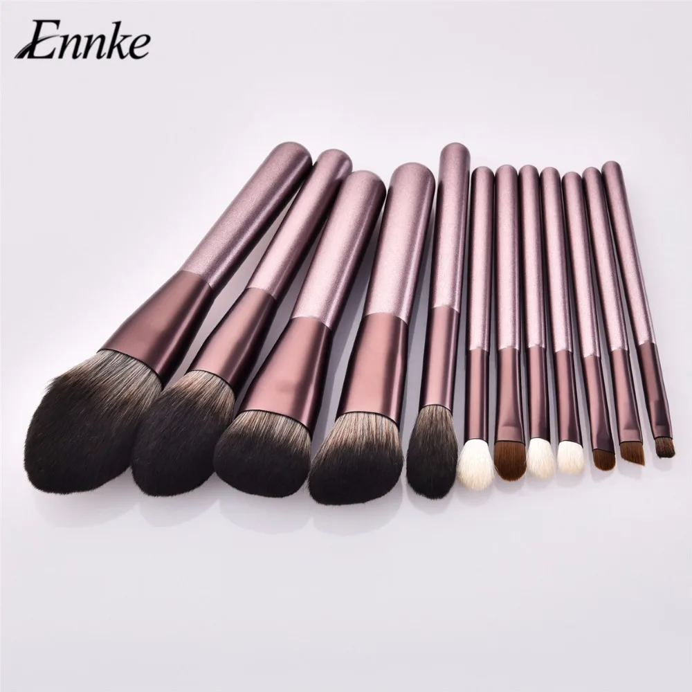 New 12 Piece Makeup Brush Set Fashion Classic Style Foundation Concealer Large Blush Brush Eyeshadow Eyebrow Micro Brushes Set