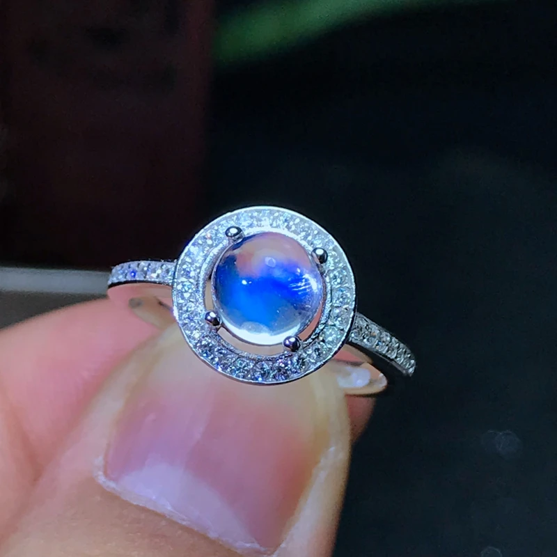 

925 Silver Natural Blue Moonstone lady ring glass quality is good