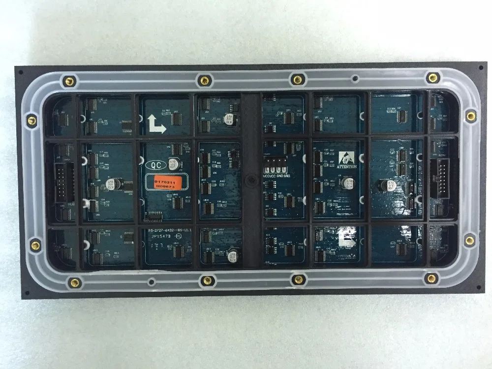 P5 Buiten Waterdicht Full Color Led Display 64X32 Pixel 320X160Mm Paneel 1/8 Scan Smd 2727 Rgb P5 Led Module Video Wall Hd Paneel