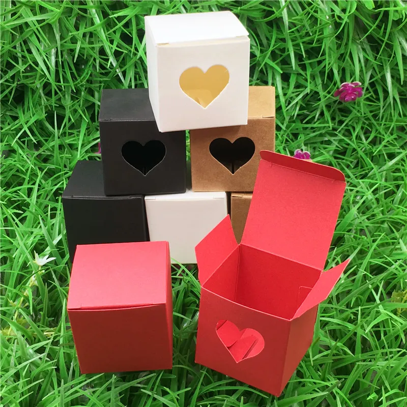 12Pcs/Lot 5x5x5cm Sweet Hollow Heart Paper Bracelet Box In Macaron Solid Colors For Valentin`s Day Candy Gifts Event Jewelry Box