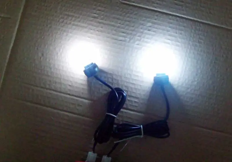 FUGSAME Strobe Hide away light, strobe light, \