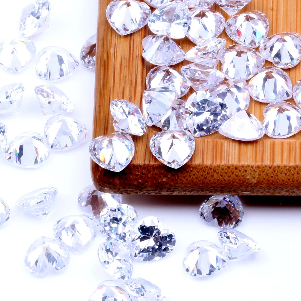 

Heart Shape Many Size Clear Cubic Zirconia Stone Machine Cut Crystal Shiny Rhinestones For Jewelry DIY Making 3D Decorations