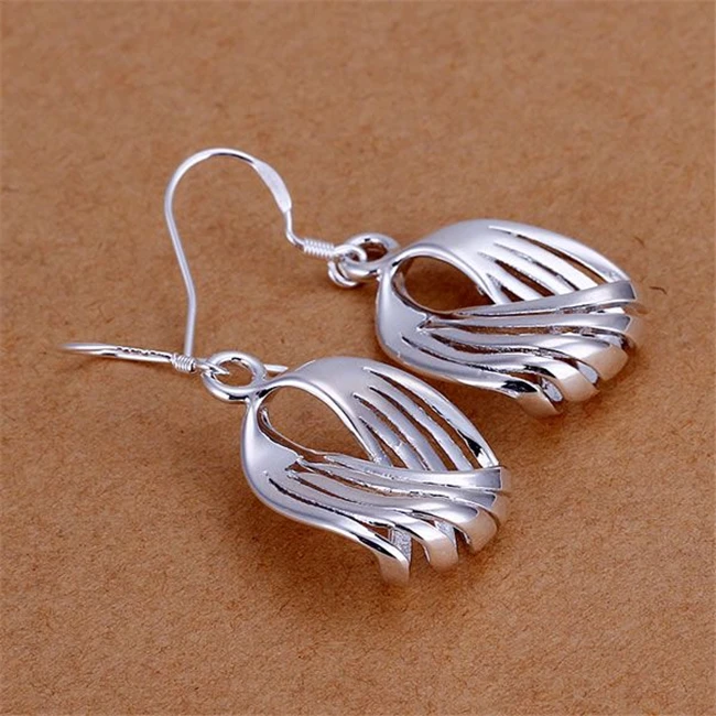 Five Lines Corrugated Earrings Pretty Silver Color Earrings Wholesale Charm Christmas Gifts Fashion Jewelry E229